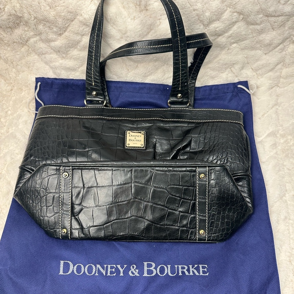 Custom Dooney and Bourke bag, NWOT, SEXY, STYLISH